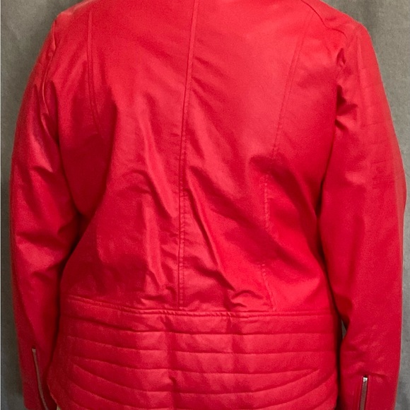 Ladies plus size vegan leather jacket size1 - Picture 2 of 3